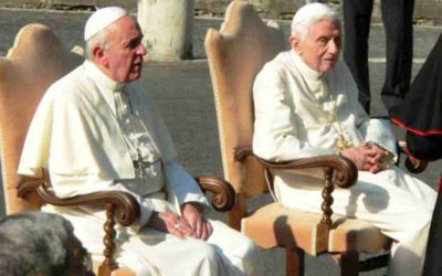 François garde le silence sur la torpille de boue contre Benoît XVI…