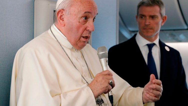 Le Pape et la dissuasion nucléaire: ne touchez pas au catéchisme!