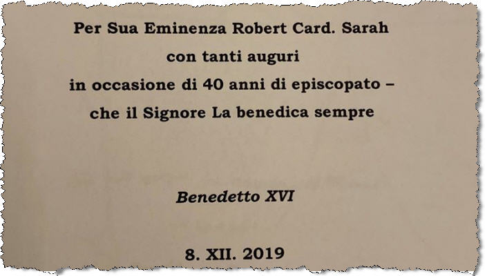 Le cadeau de Benoît XVI au cardinal Sarah