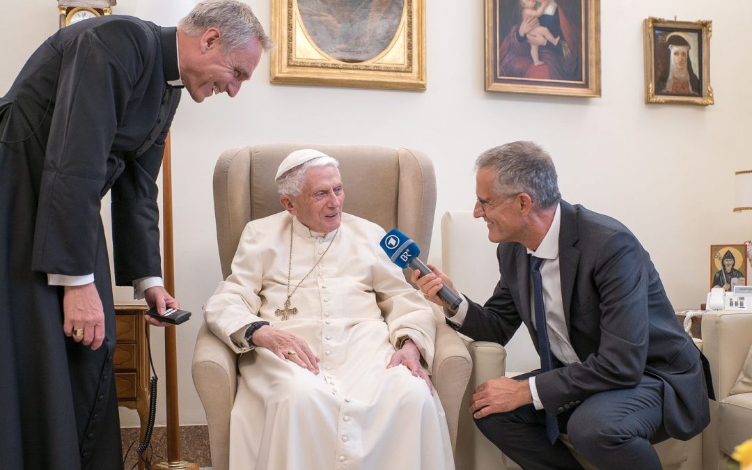 Benoît XVI reçoit la télévision bavaroise (suite)