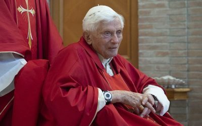 Benoît XVI, serein, devant Dieu