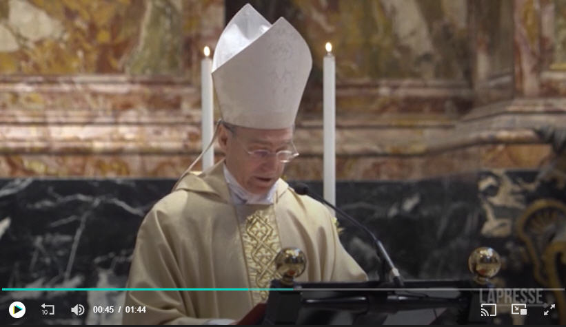La messe en mémoire de Benoît XVI, et les larmes de Mgr Gänswein