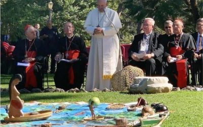 Cérémonie sacrilège dans les jardins du Vatican, le 4 octobre