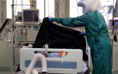 Mort DE/AVEC LE coronavirus?