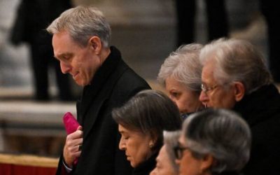 Du VRAIMENT inédit: une passionnante interview de Mgr Gänswein